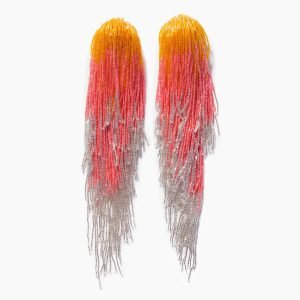 Brincos com tassel