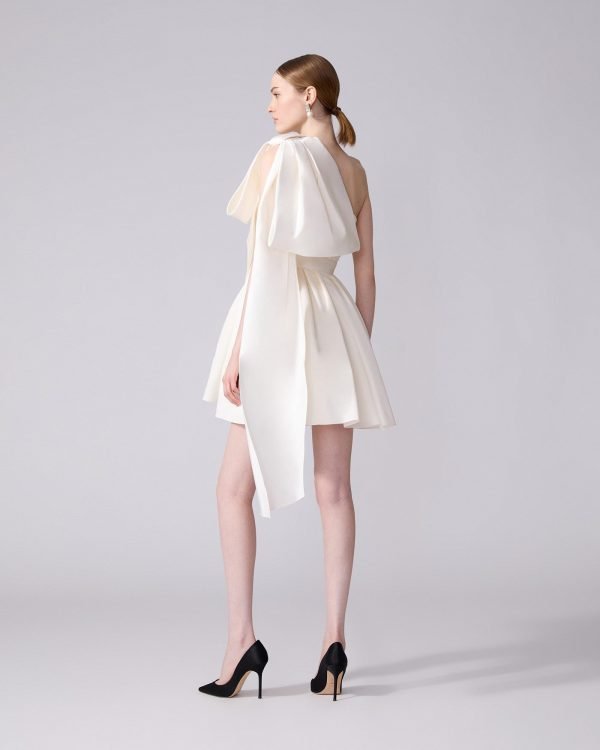 Vestido de um ombro com laço - Imagem 3
