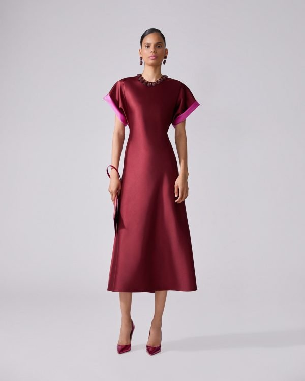 Vestido mídi em cetim com corte enviesado - Imagem 2