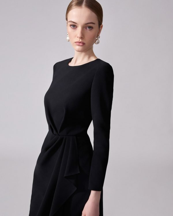 Vestido tubinho com detalhe drapeado na lateral - Imagem 4