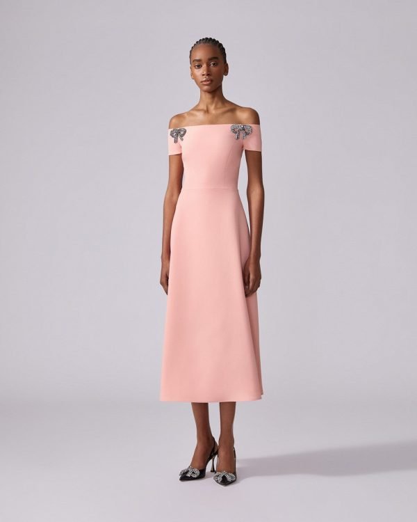 Vestido mídi bordado com laço - Imagem 2
